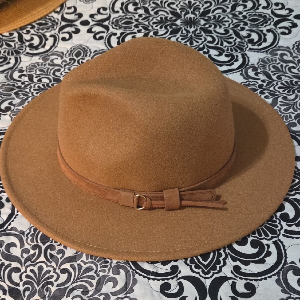 Classic Tan Fedora Hat